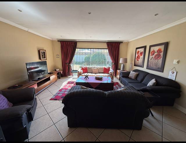 3 BEDROOM HOUSE TO LET IN VANDERBIJLPARK SE 4